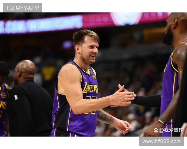 湖人险胜快船三喜一忧尽显本色